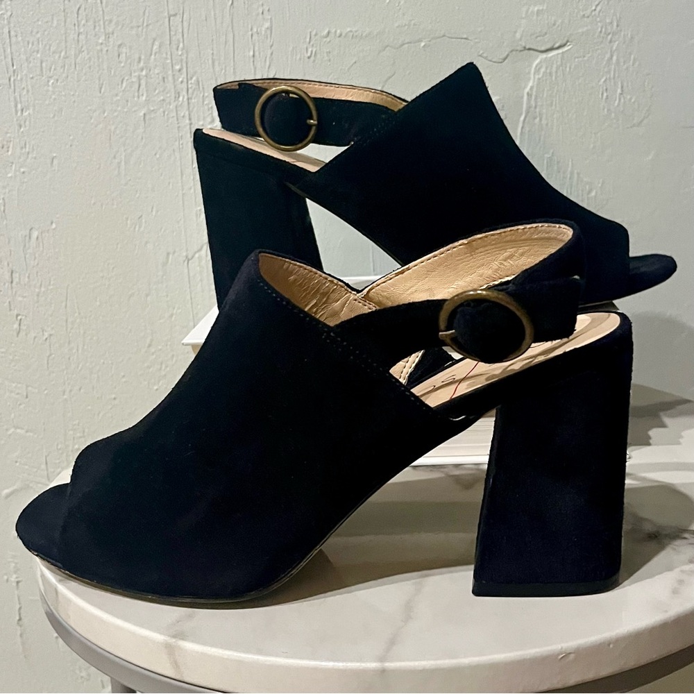 Sole Society Juniah Suede Peep Toe, Sling Back, Block Heel, Black SZ: 9